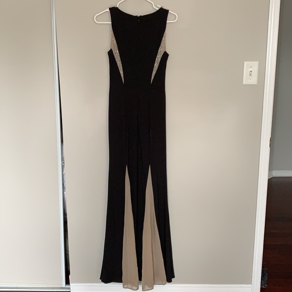 Long formal dress - Picture 5 of 6